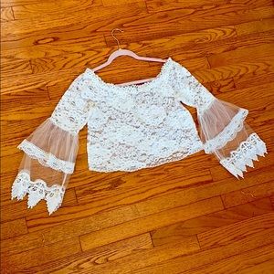 Lace off or on shoulder juniors or women’s top szS